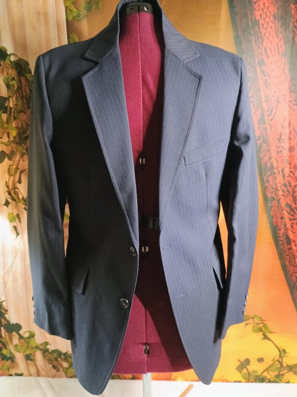 VTG 1980s Macy's Men's Store 3-Piece Suit Size 40R 34W Navy Pinstripe Formal - Picture 3 of 16